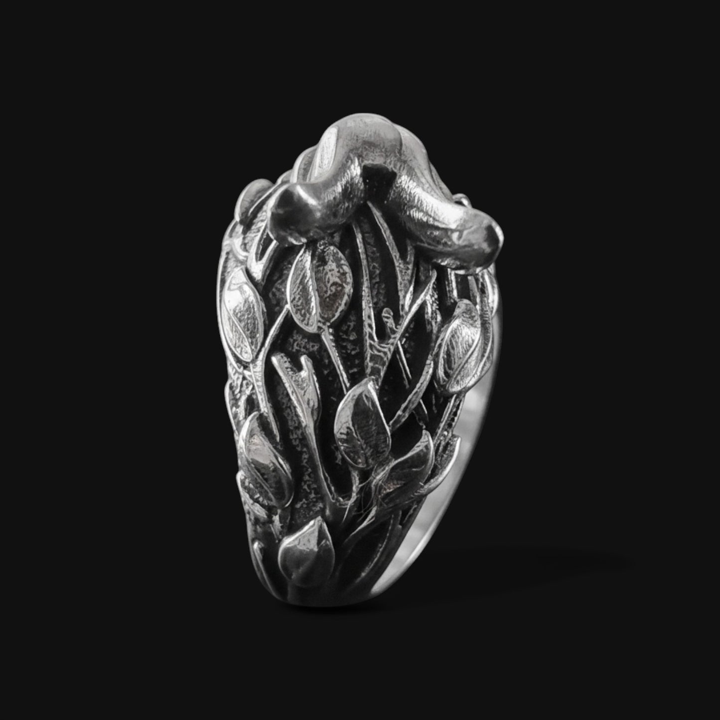 Shadowbloom Fox Ring