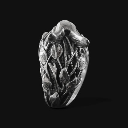 Shadowbloom Fox Ring