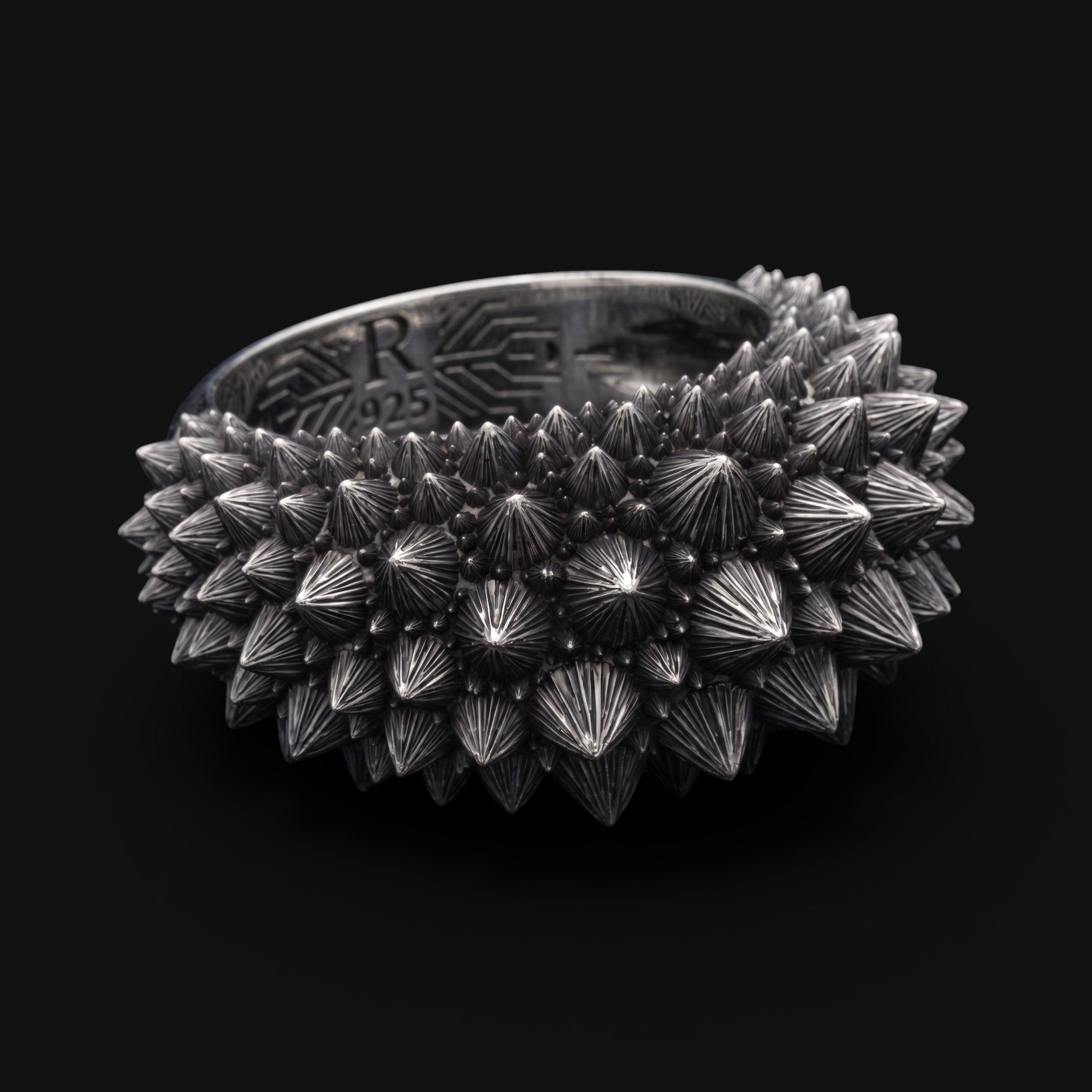 Tempered Thorns Ring