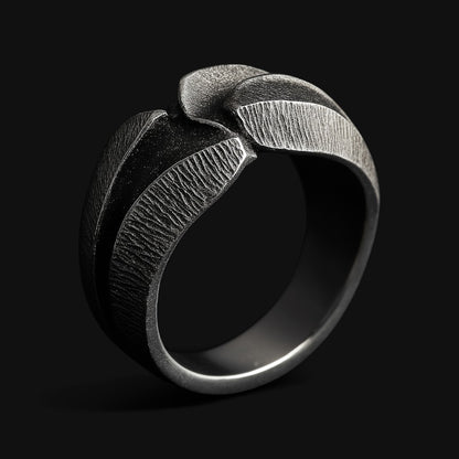 Brutalist Fluid Ring