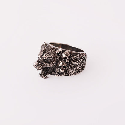wolf ring with skulls in oxidized silver
